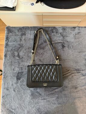 Guess Black Quilted Shoulder Bag with Gold Chain